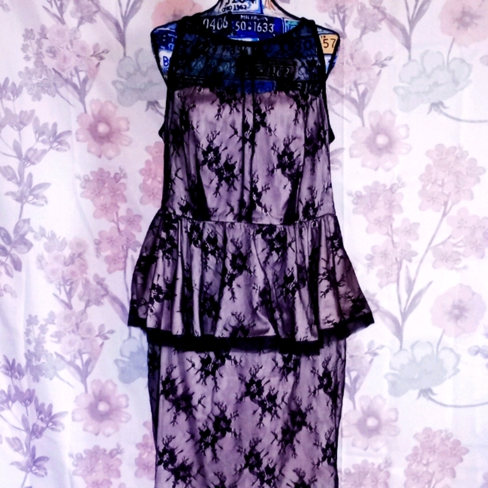 Beautiful peplum dress size 16